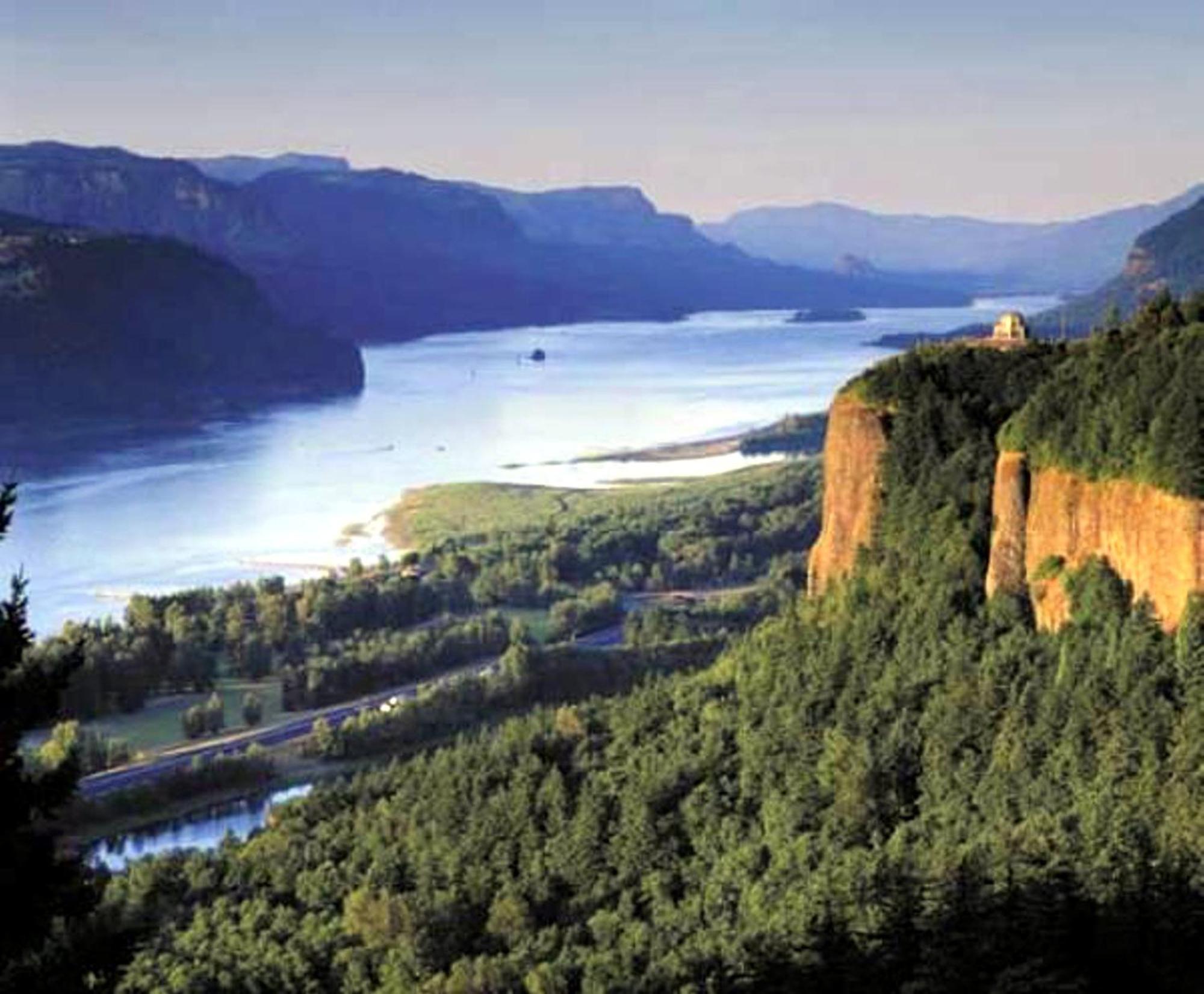 Holiday Inn Express Portland East - Columbia Gorge By Ihg Траутдейл Екстер'єр фото